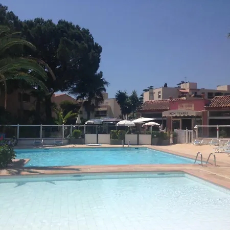 Appartement T2 De Standing Au Pied Des Plages Golfe-Juan Exterior photo