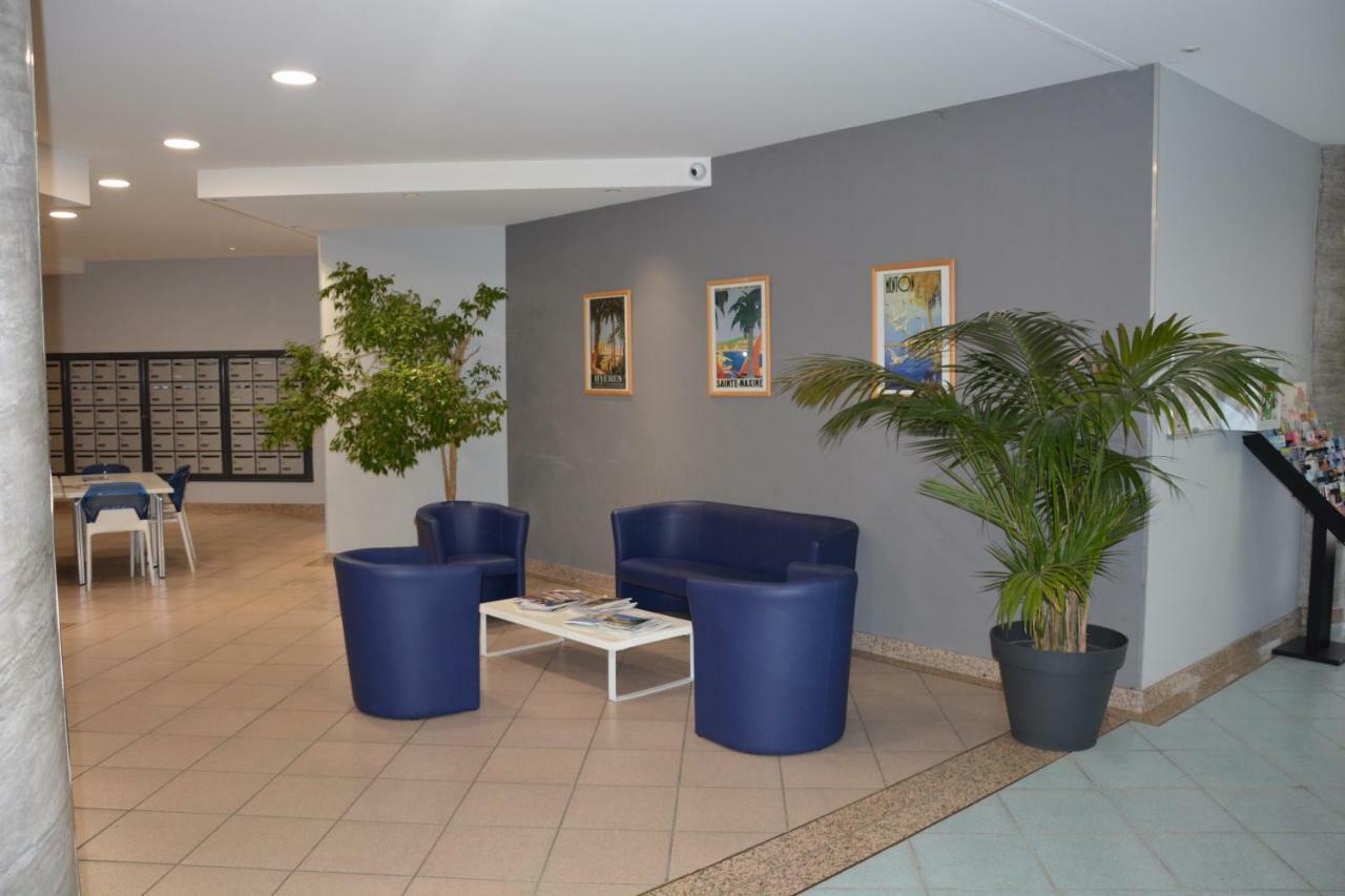 Apartment T2 De Standing Au Pied Des Plages Golfe-Juan